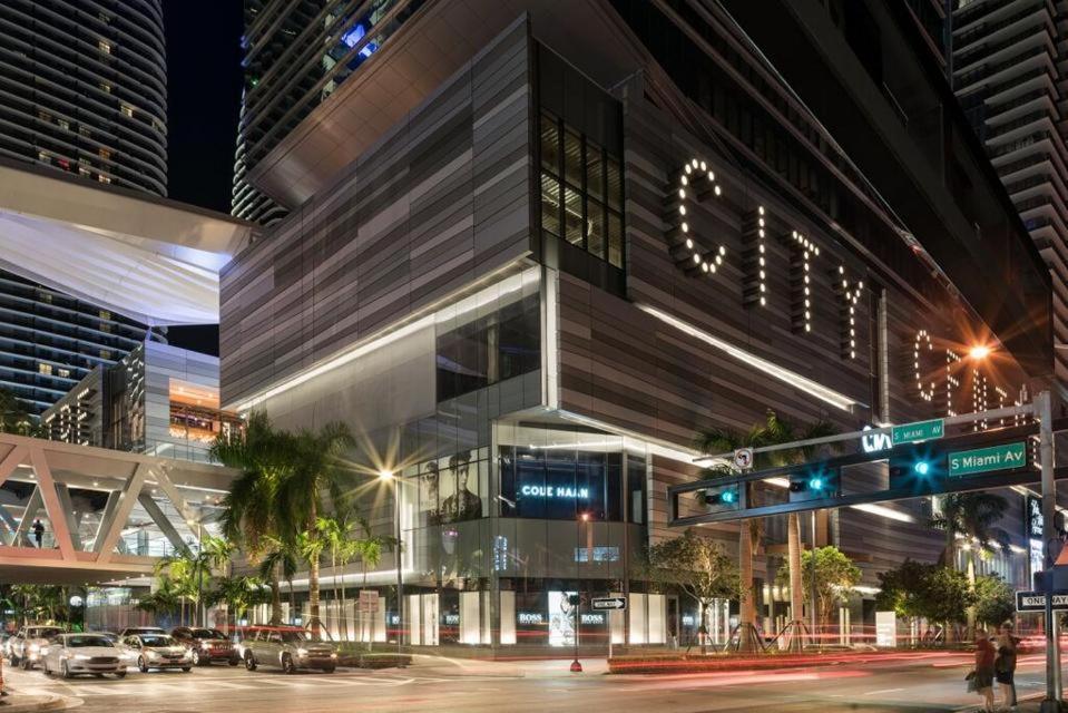 Upscale Brickell 3 Bedroom With Water Views And Free Parking Miami Exterior photo