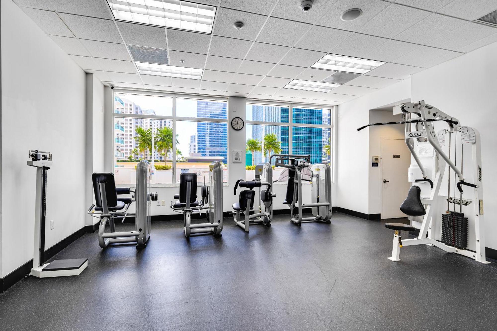 Upscale Brickell 3 Bedroom With Water Views And Free Parking Miami Exterior photo