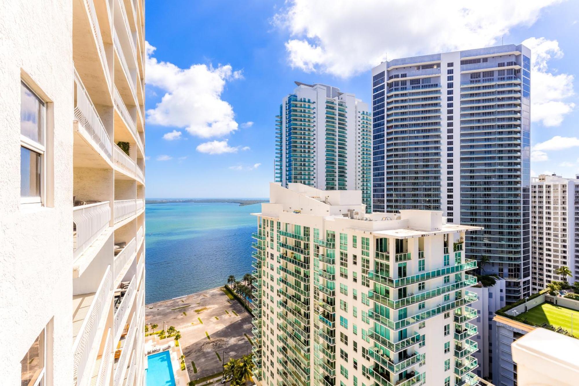 Upscale Brickell 3 Bedroom With Water Views And Free Parking Miami Exterior photo
