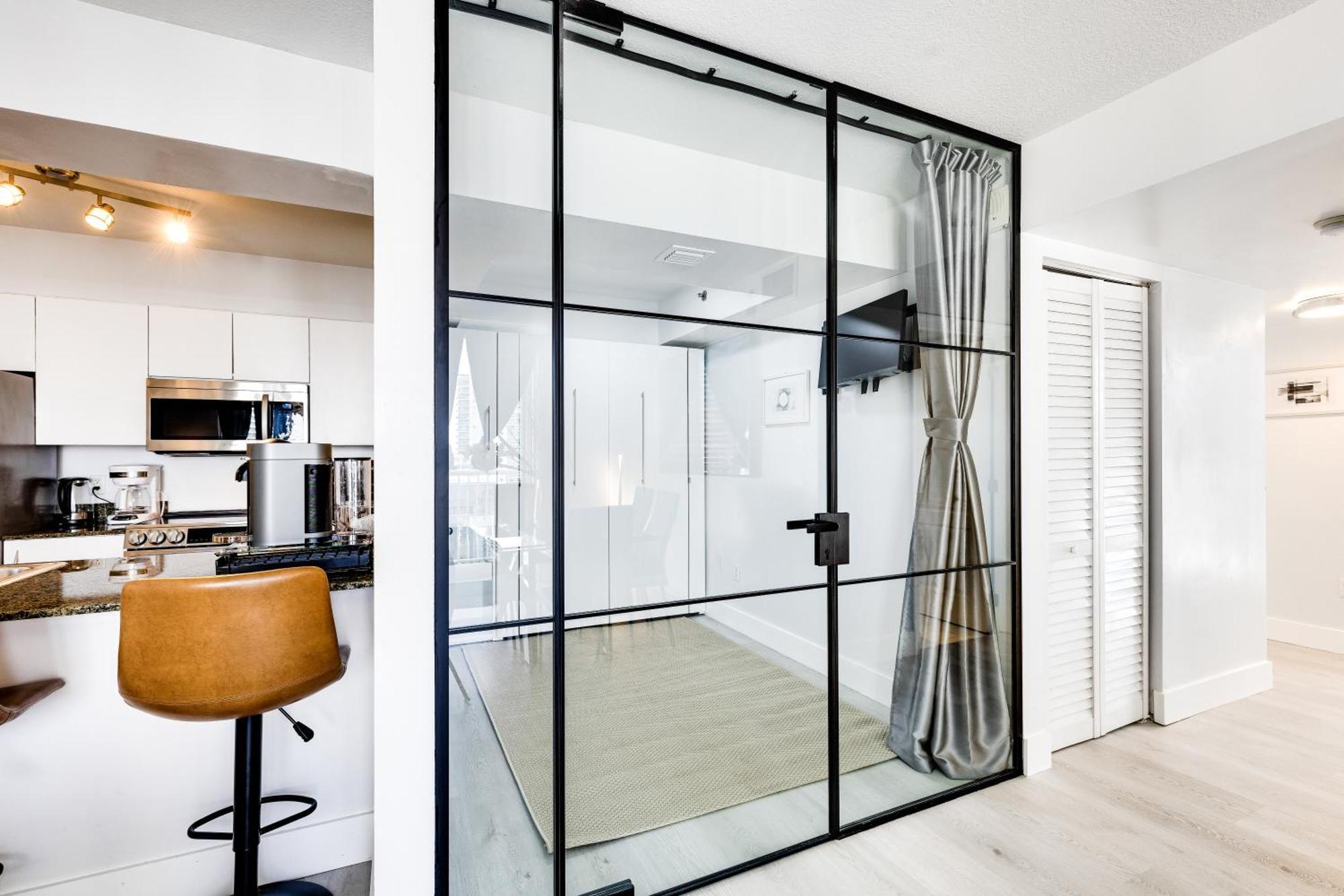 Upscale Brickell 3 Bedroom With Water Views And Free Parking Miami Exterior photo